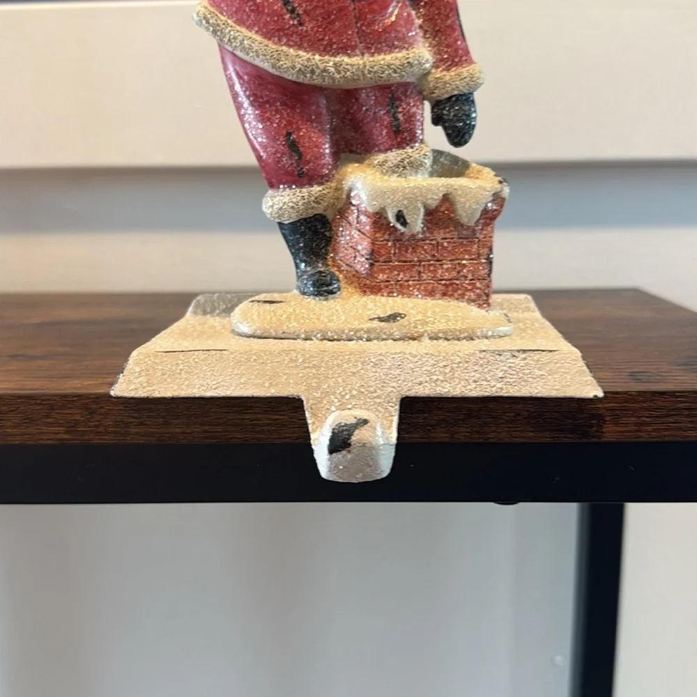 LARGE CHRISTMAS STOCKING HOLDER, HANGER - OLD FASHIONED SANTA CLAUS